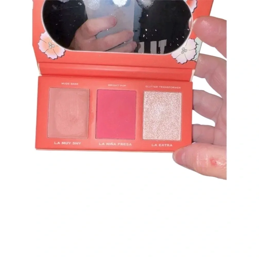 Alamar Cosmetics Viva Las Cheekas Glitter Cheek Palette New in Box